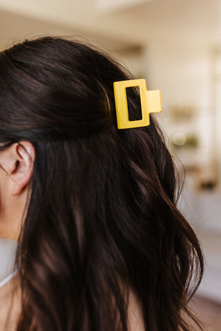 small rectangle yellow claw clip